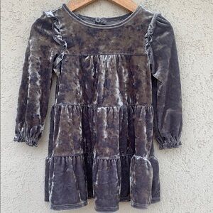 Cat & Jack grey silver velvety tiered dress. Long sleeves, ruffle shoulders